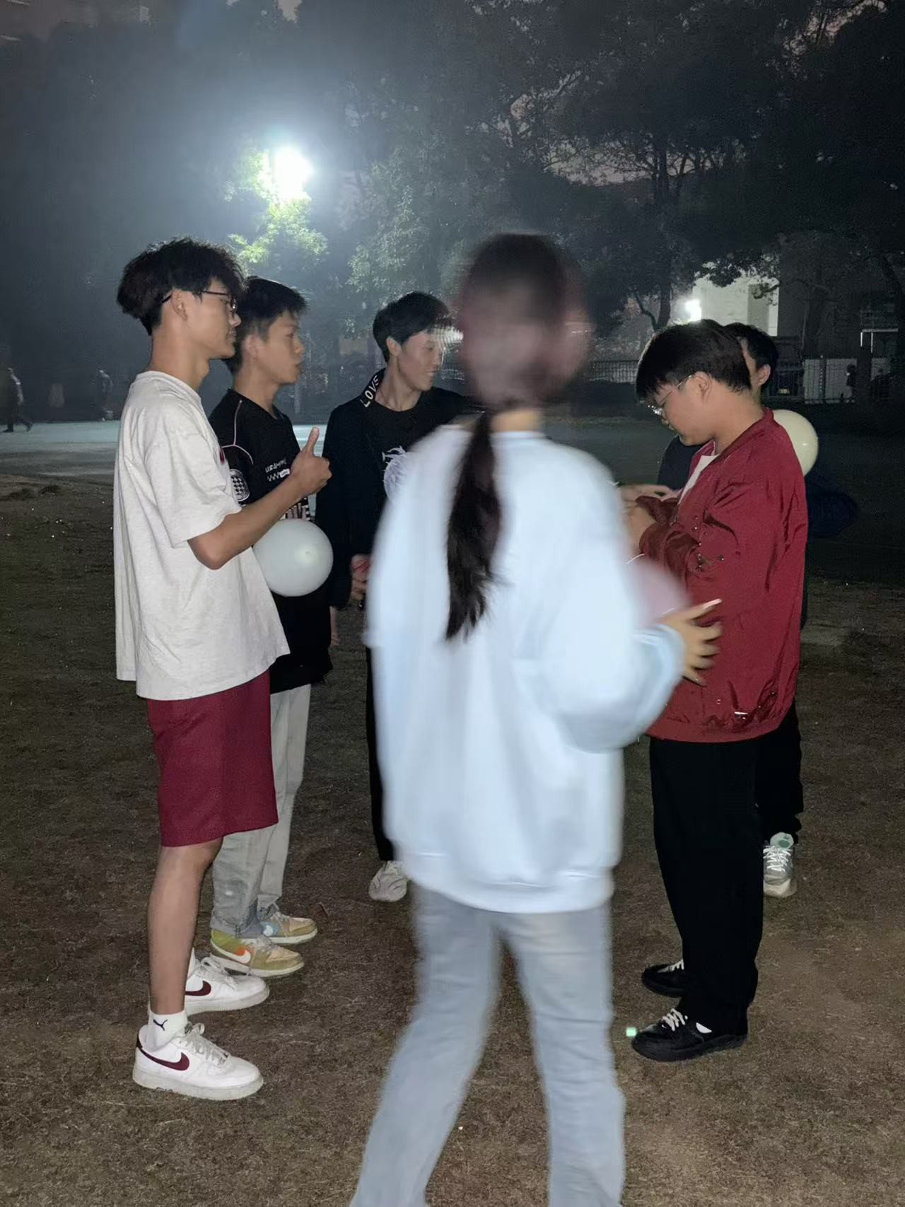 101003